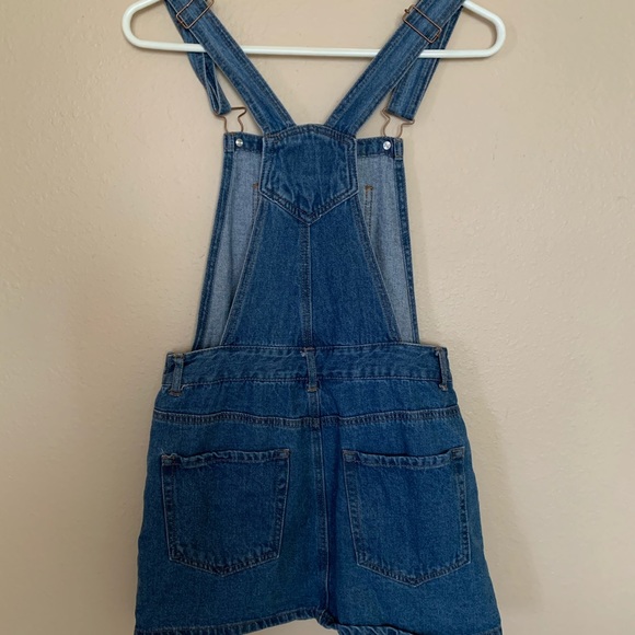 Sold! - Picture 6 of 9